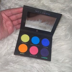 Eyeshadow palette